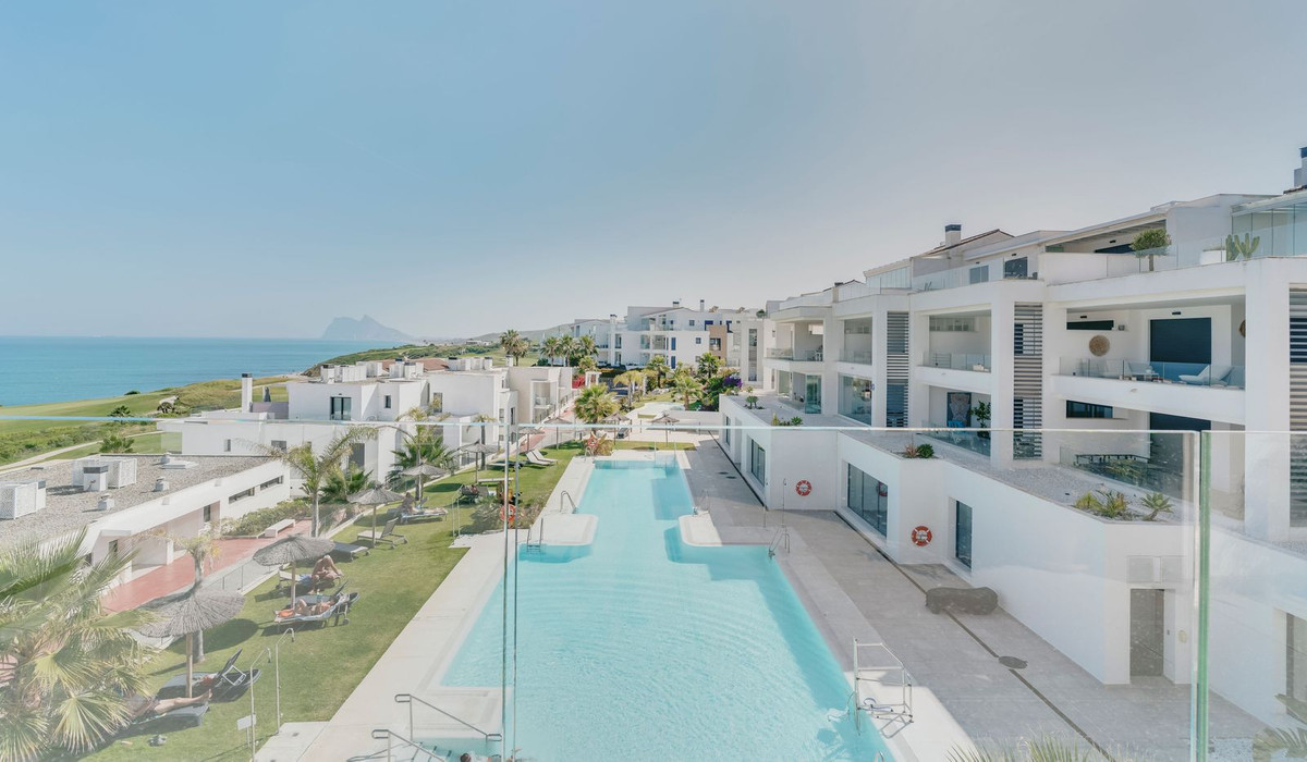 Se vende Ático de 3 dormitorios en Costa Del Sol, Cadiz, España