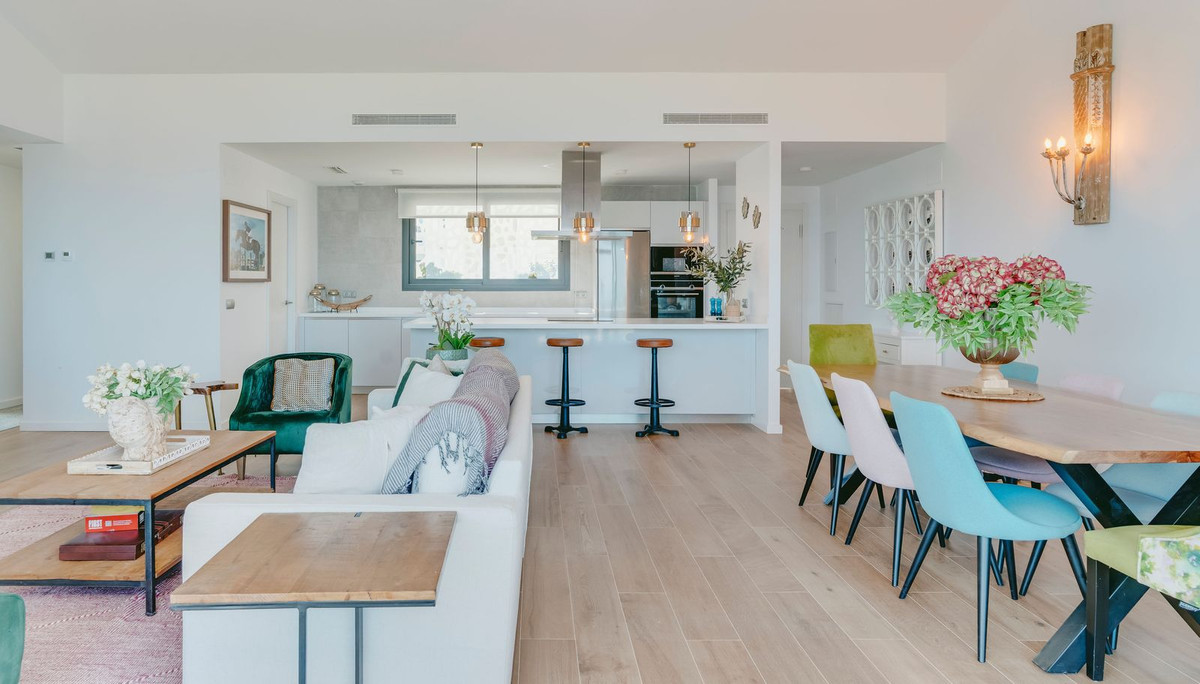 Se vende Ático de 3 dormitorios en Costa Del Sol, Cadiz, España