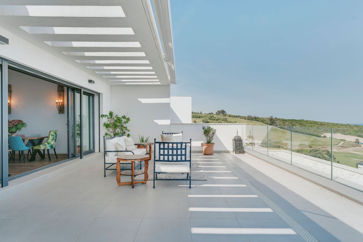 Se vende Ático de 3 dormitorios en Costa Del Sol, Cadiz, España