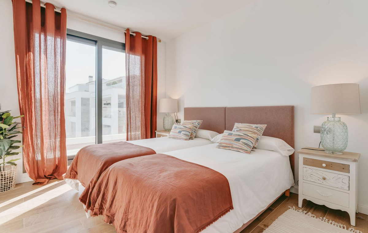 Se vende Ático de 3 dormitorios en Costa Del Sol, Cadiz, España