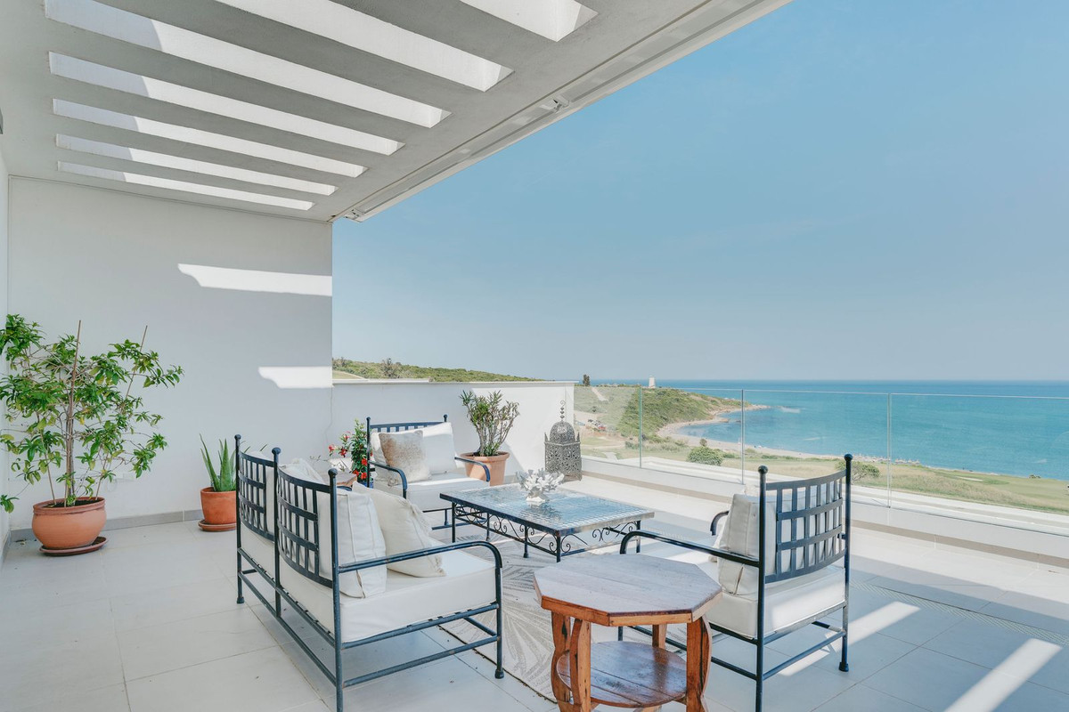 Se vende Ático de 3 dormitorios en Costa Del Sol, Cadiz, España