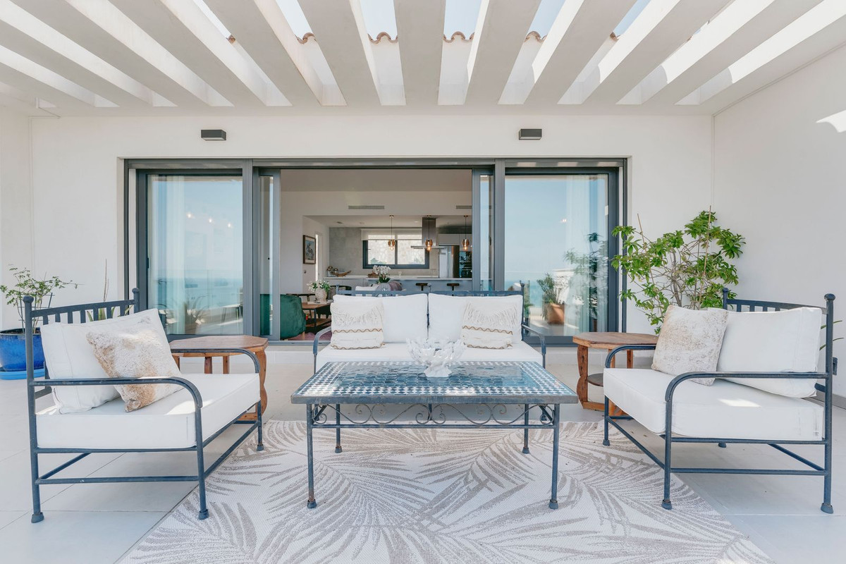 Se vende Ático de 3 dormitorios en Costa Del Sol, Cadiz, España