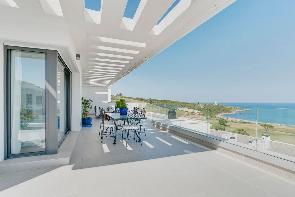 Se vende Ático de 3 dormitorios en Costa Del Sol, Cadiz, España