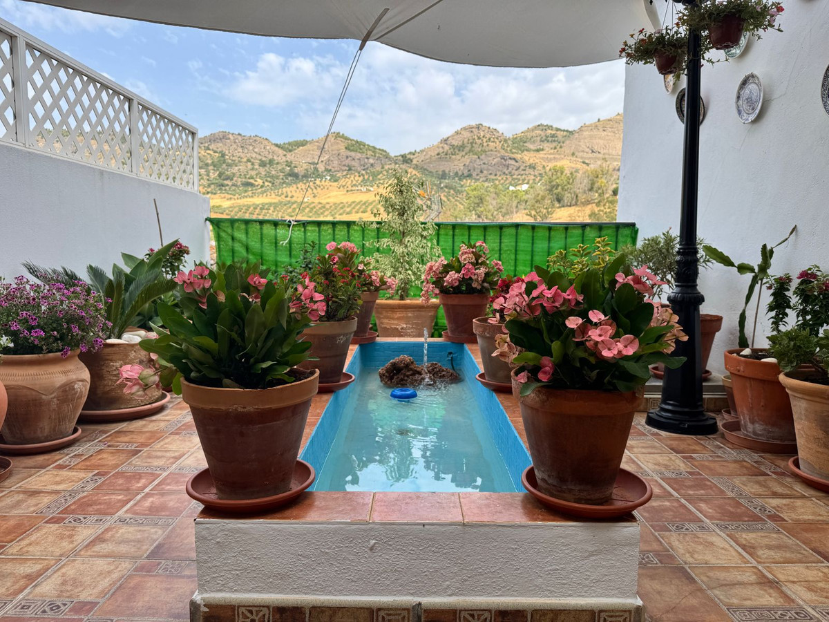 4 Bed Townhouse for sale in Alora Costa Del Sol, Málaga, Spain