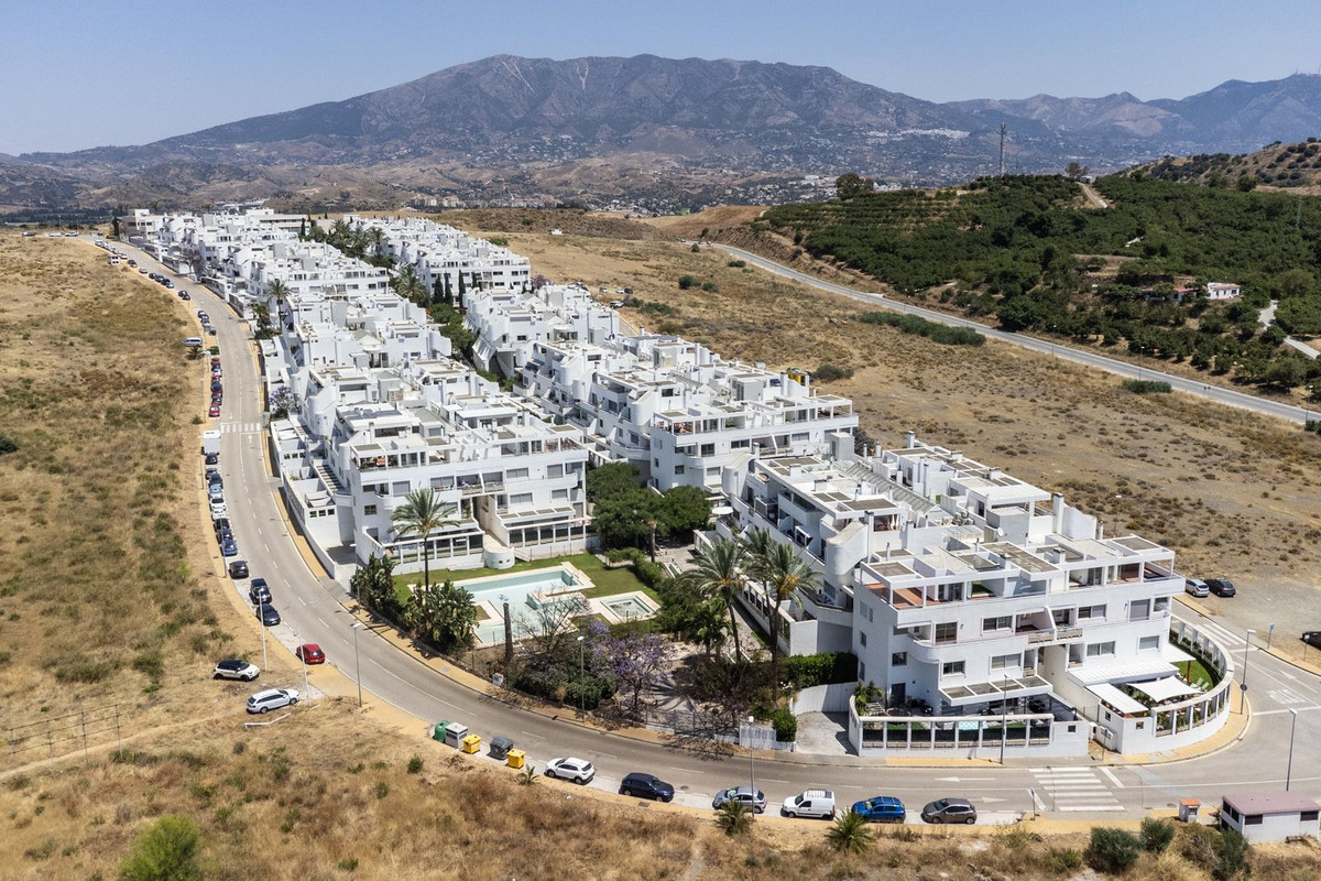 2 Bed Apartment for sale in La Cala De Mijas Costa Del Sol, Málaga, Spain