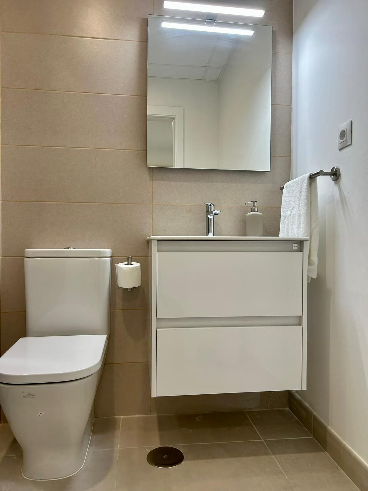 Se vende Apartamento Planta Baja de 2 dormitorios en Costa Del Sol, Málaga, España
