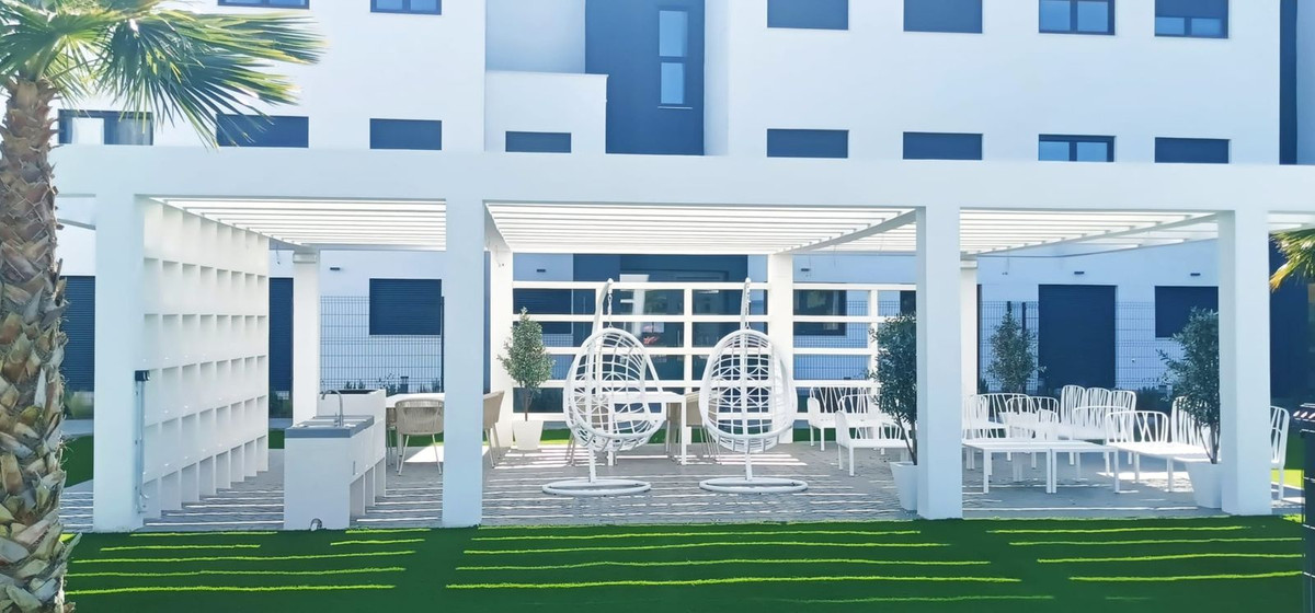 Se vende Apartamento Planta Baja de 2 dormitorios en Costa Del Sol, Málaga, España