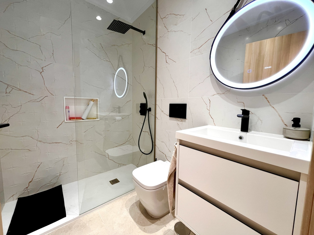 2 Bed Apartment for sale in Torre De La Horadada Costa Blanca, Alicante, Spain