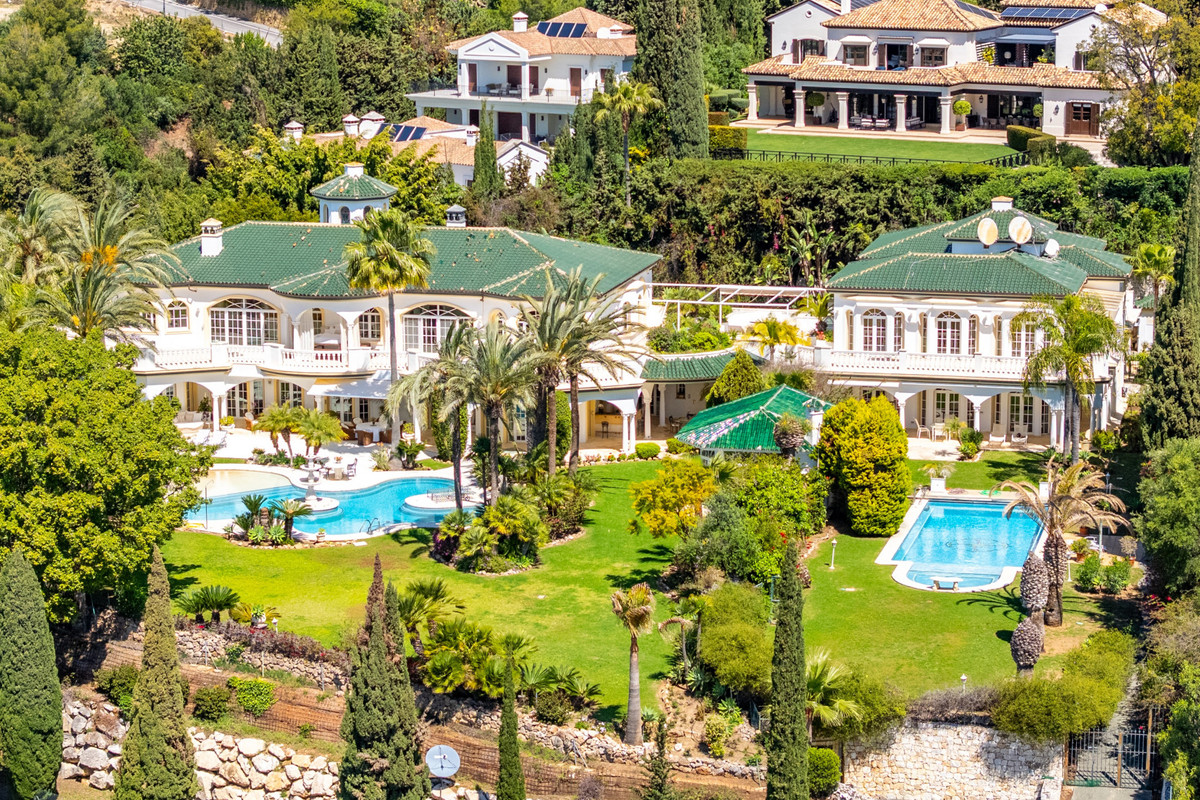 Se vende Villa - Chalet de 14 dormitorios en Costa Del Sol, Málaga, España