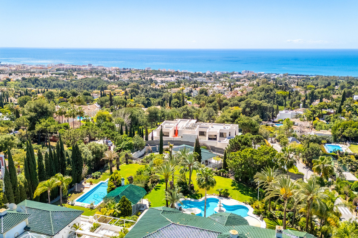 Se vende Villa - Chalet de 14 dormitorios en Costa Del Sol, Málaga, España