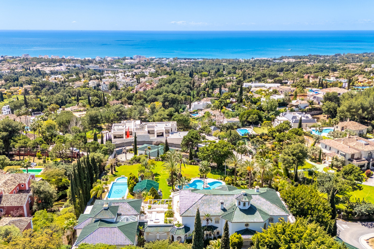 Se vende Villa - Chalet de 14 dormitorios en Costa Del Sol, Málaga, España