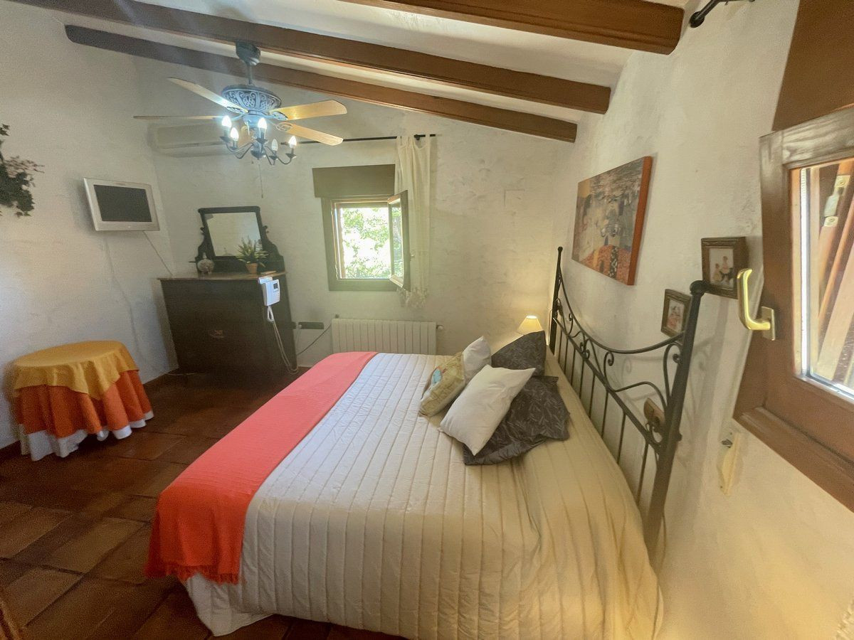 4 Bed Townhouse for sale in Calpe Costa Blanca, Alicante, Spain