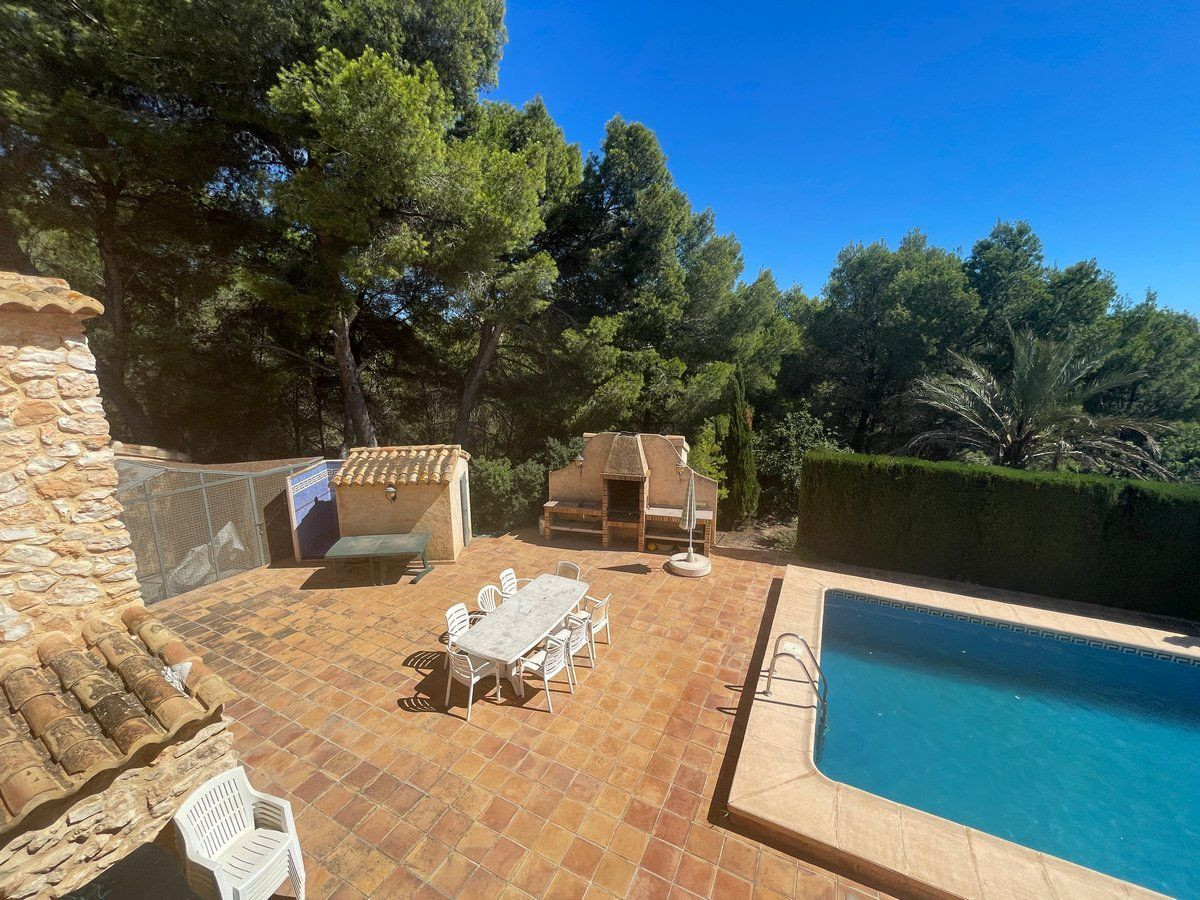 4 Bed Townhouse for sale in Calpe Costa Blanca, Alicante, Spain