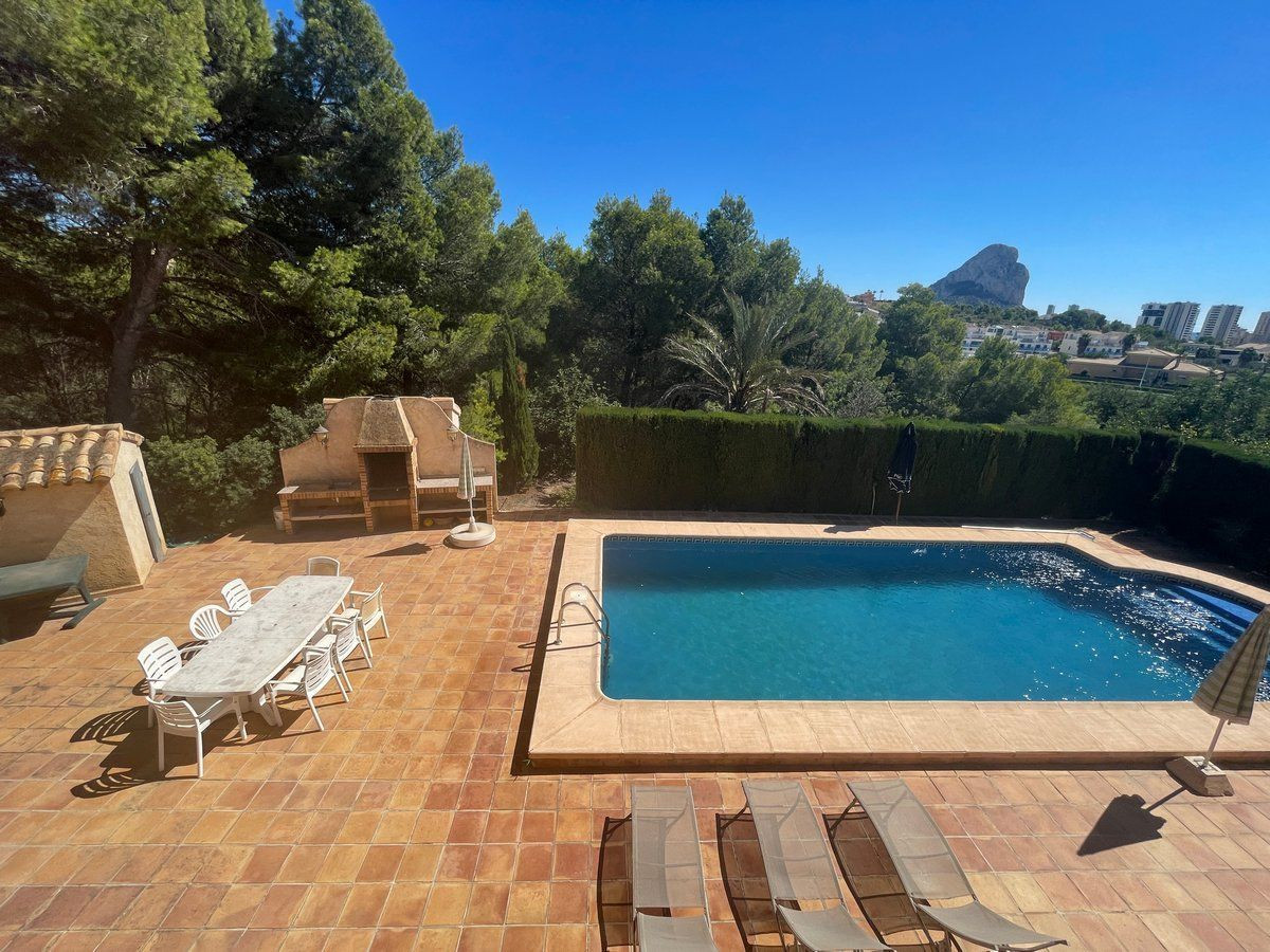 4 Bed Townhouse for sale in Calpe Costa Blanca, Alicante, Spain