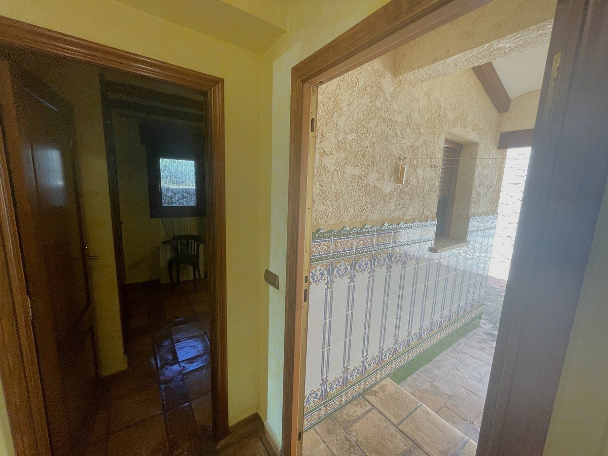 4 Bed Townhouse for sale in Calpe Costa Blanca, Alicante, Spain