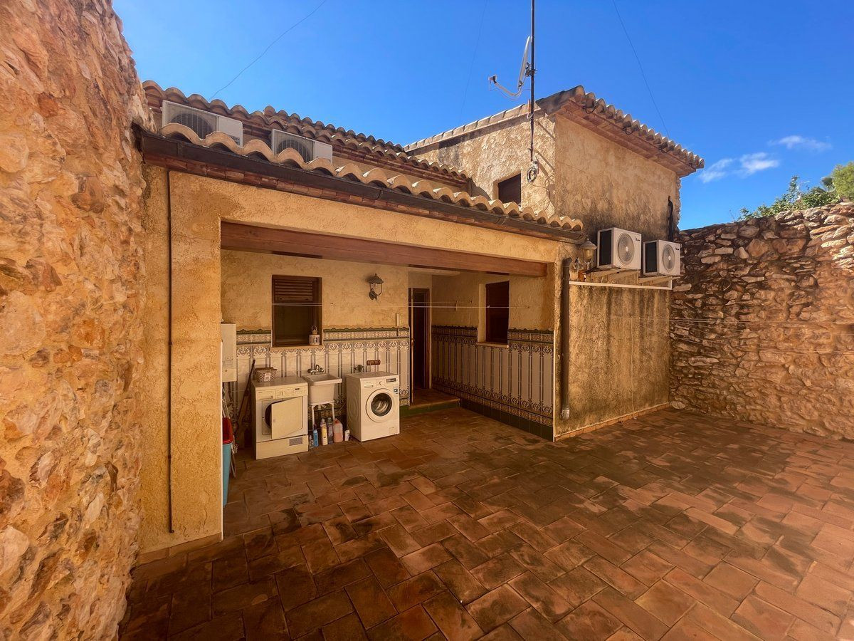 4 Bed Townhouse for sale in Calpe Costa Blanca, Alicante, Spain