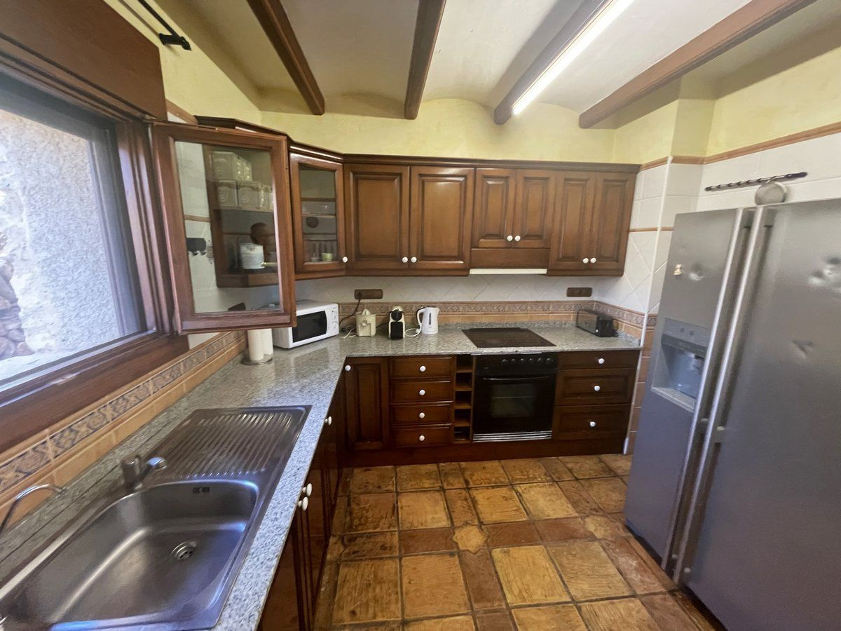 4 Bed Townhouse for sale in Calpe Costa Blanca, Alicante, Spain