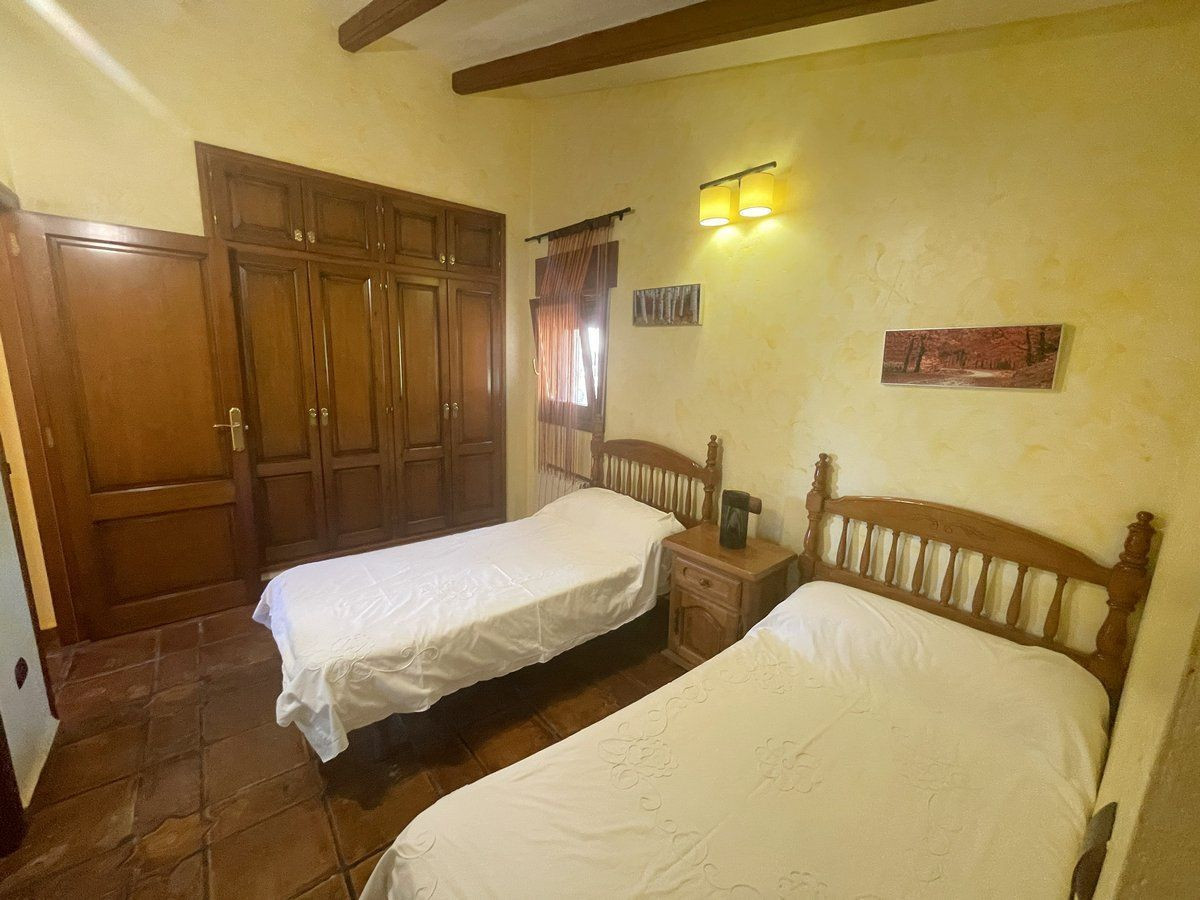 4 Bed Townhouse for sale in Calpe Costa Blanca, Alicante, Spain