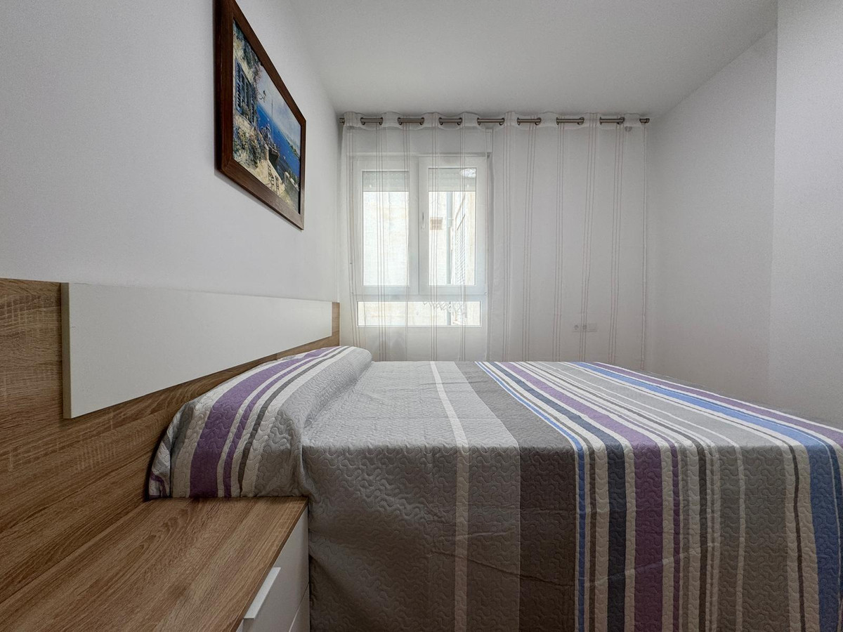 Se vende Apartamento Planta Media de 3 dormitorios en Costa Blanca, Alicante, España
