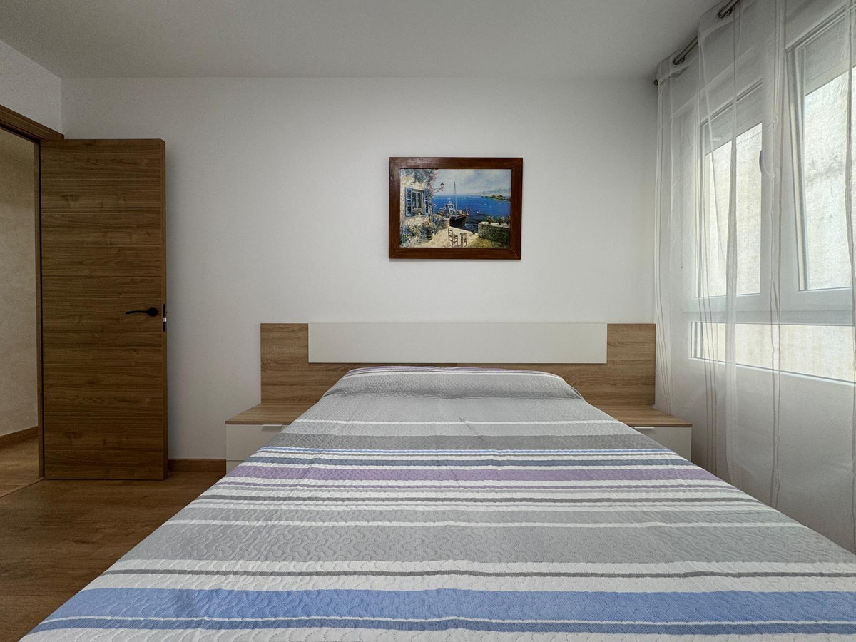 Se vende Apartamento Planta Media de 3 dormitorios en Costa Blanca, Alicante, España