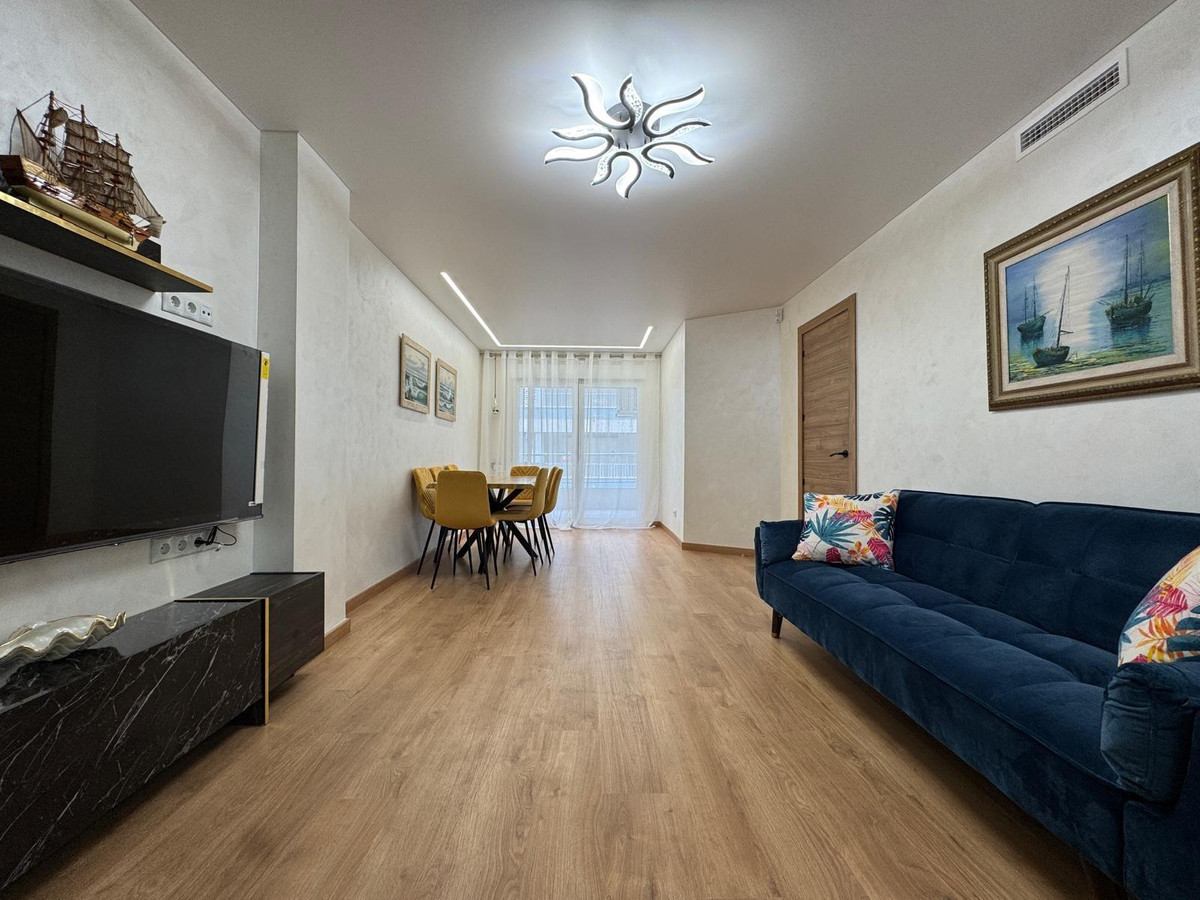 Se vende Apartamento Planta Media de 3 dormitorios en Costa Blanca, Alicante, España