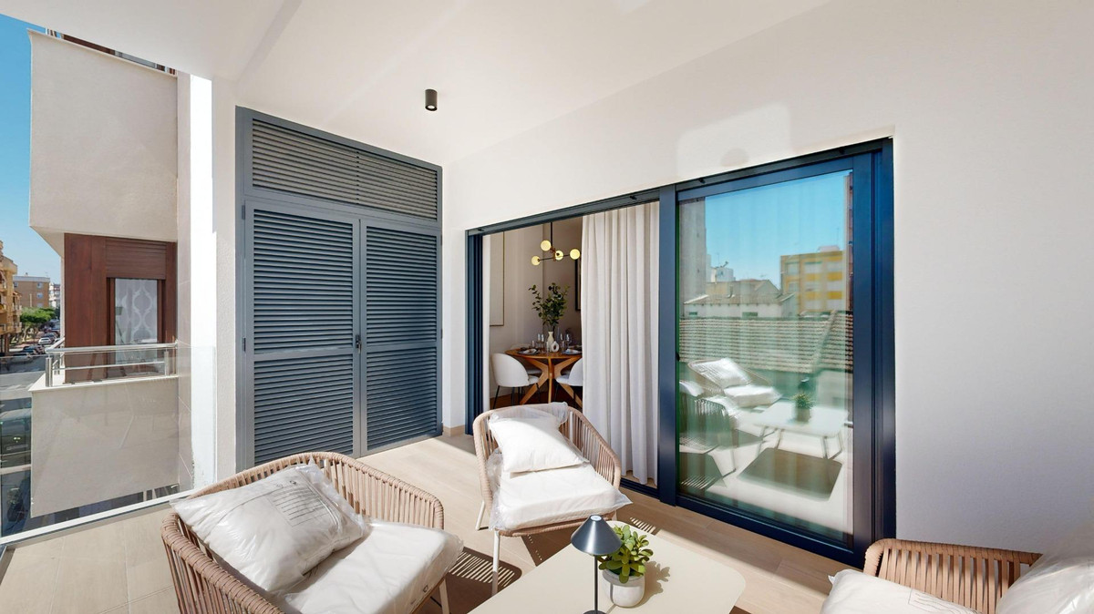Se vende Ático de 3 dormitorios en Costa Blanca, Alicante, España