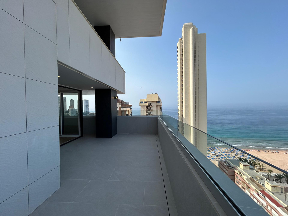3 Bed Apartment for sale in Benidorm Costa Blanca, Alicante, Spain