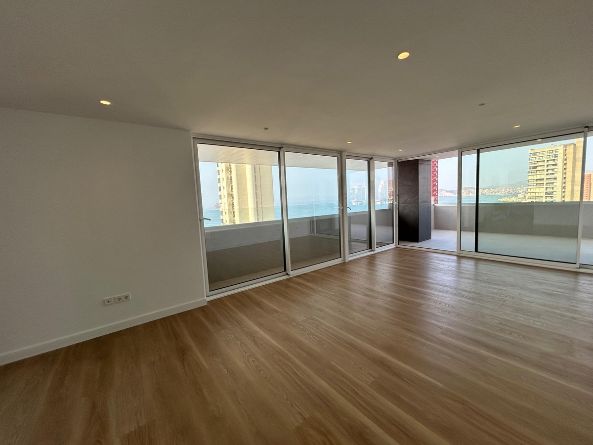 3 Bed Apartment for sale in Benidorm Costa Blanca, Alicante, Spain
