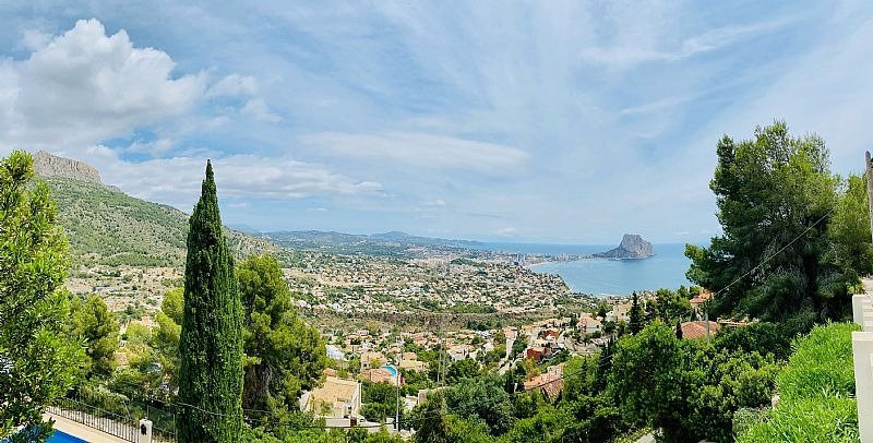 5 Bed Townhouse for sale in Calpe Costa Blanca, Alicante, Spain