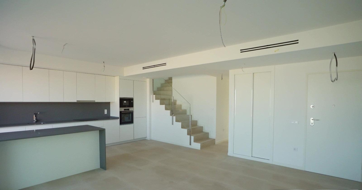 Se vende Apartamento Planta Media de 4 dormitorios en Costa Blanca, Alicante, España