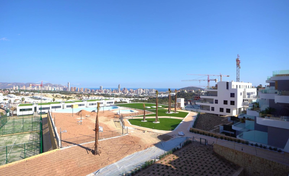 Se vende Apartamento Planta Media de 4 dormitorios en Costa Blanca, Alicante, España