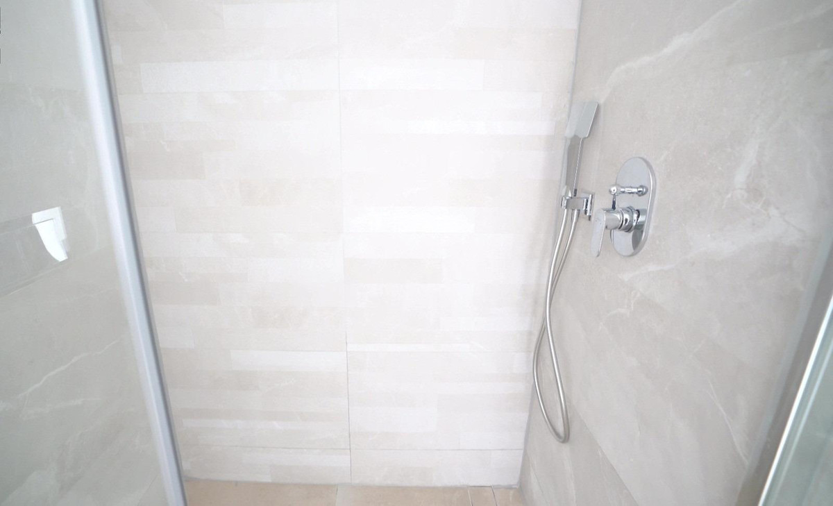 Se vende Apartamento Planta Media de 4 dormitorios en Costa Blanca, Alicante, España