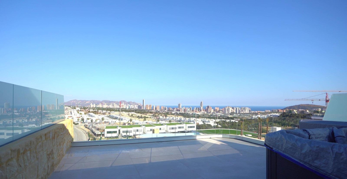 Se vende Apartamento Planta Media de 4 dormitorios en Costa Blanca, Alicante, España