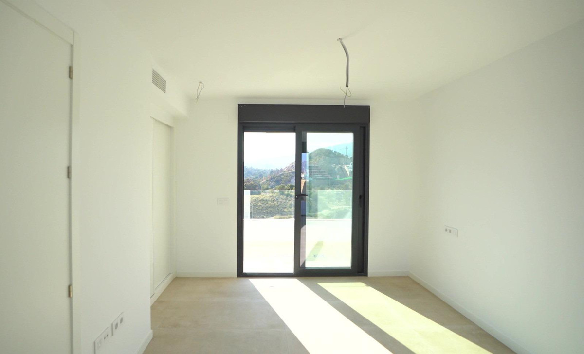 Se vende Apartamento Planta Media de 4 dormitorios en Costa Blanca, Alicante, España