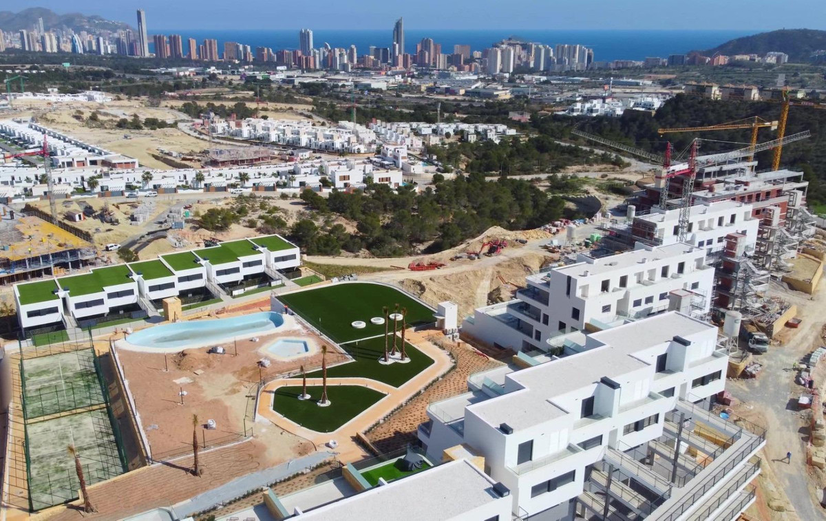 Se vende Apartamento Planta Media de 4 dormitorios en Costa Blanca, Alicante, España