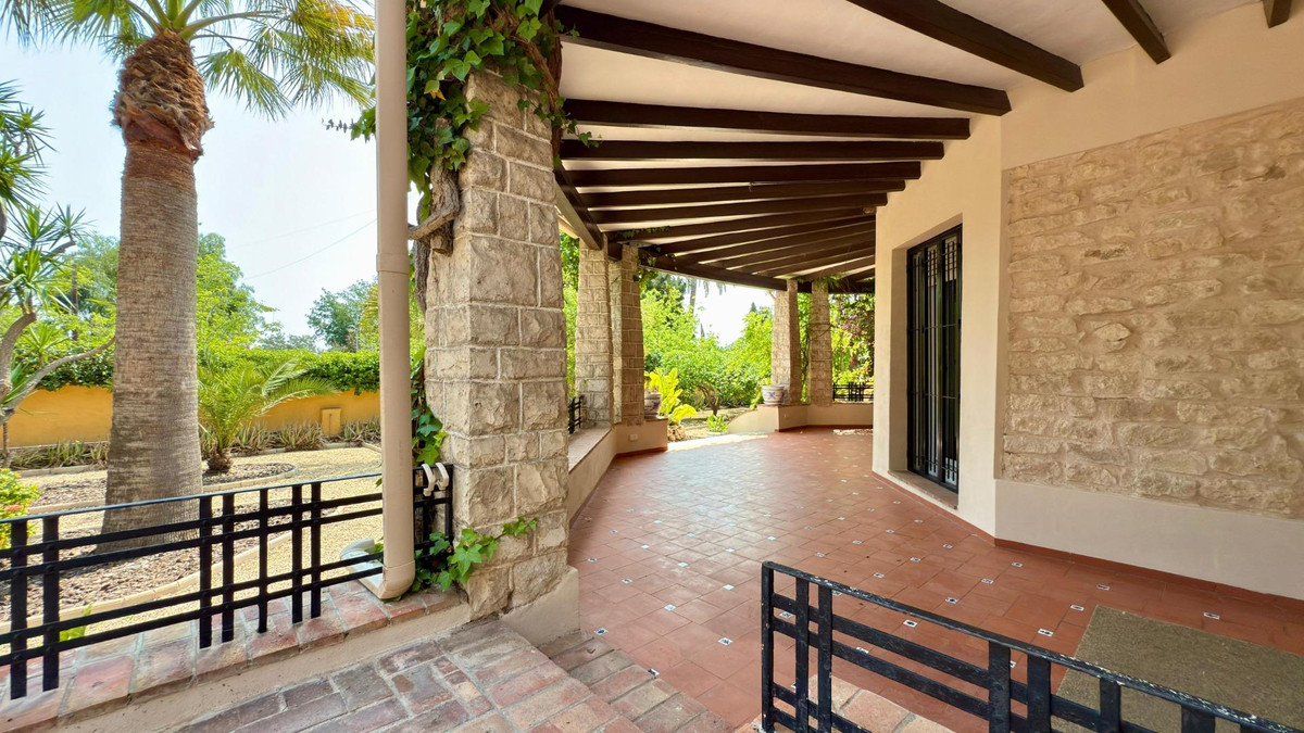 6 Bed Townhouse for sale in Alicante Costa Blanca, Alicante, Spain