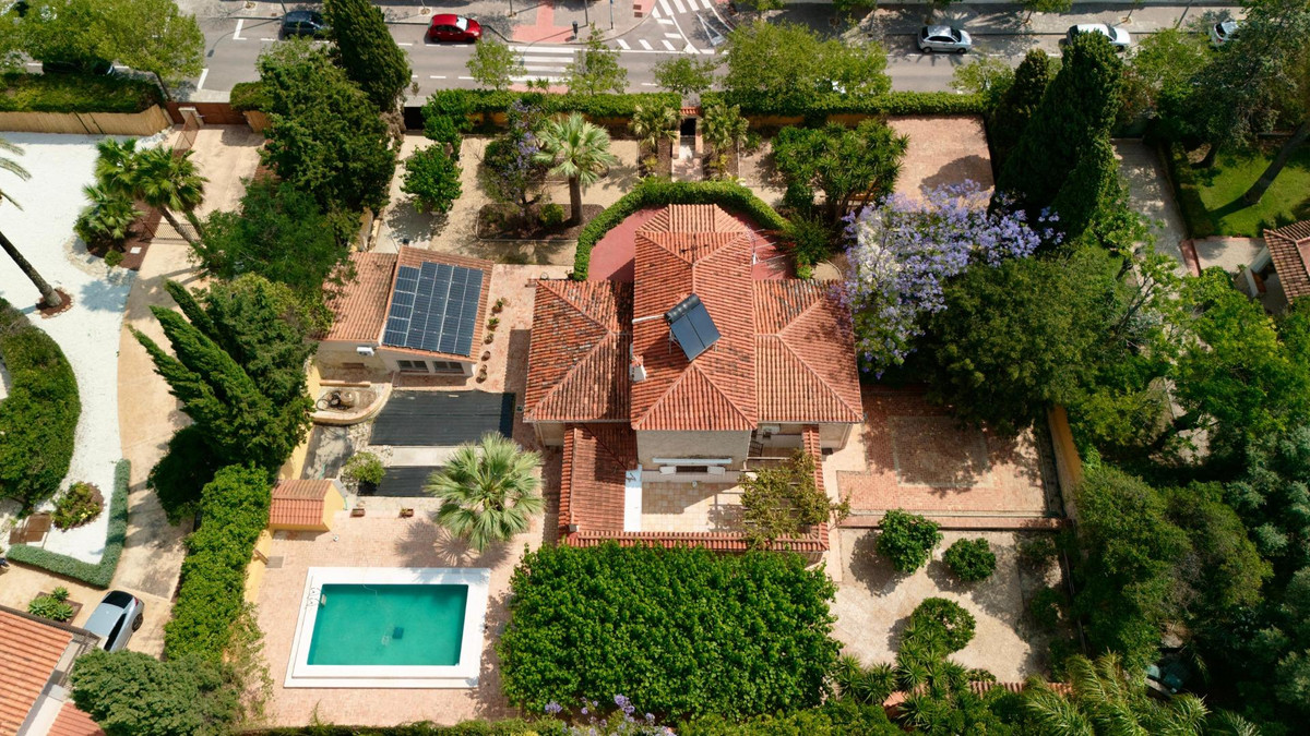 6 Bed Townhouse for sale in Alicante Costa Blanca, Alicante, Spain