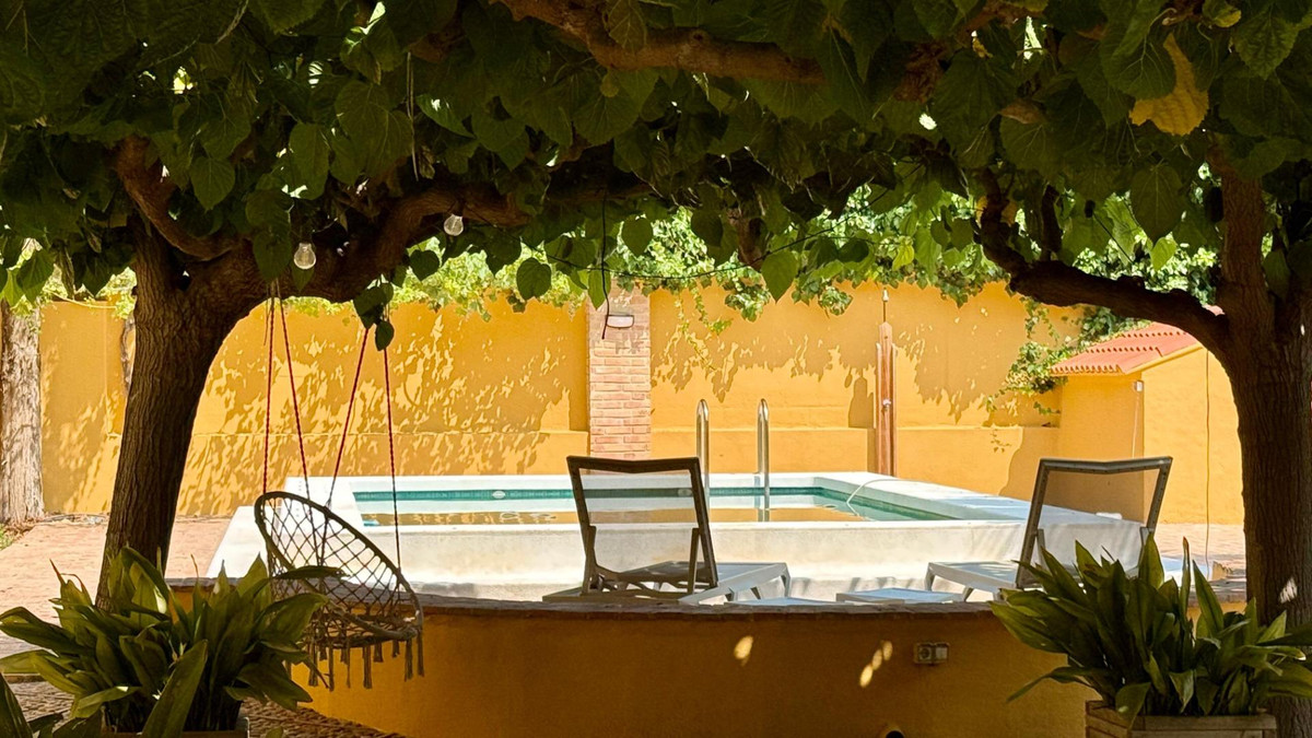 6 Bed Townhouse for sale in Alicante Costa Blanca, Alicante, Spain