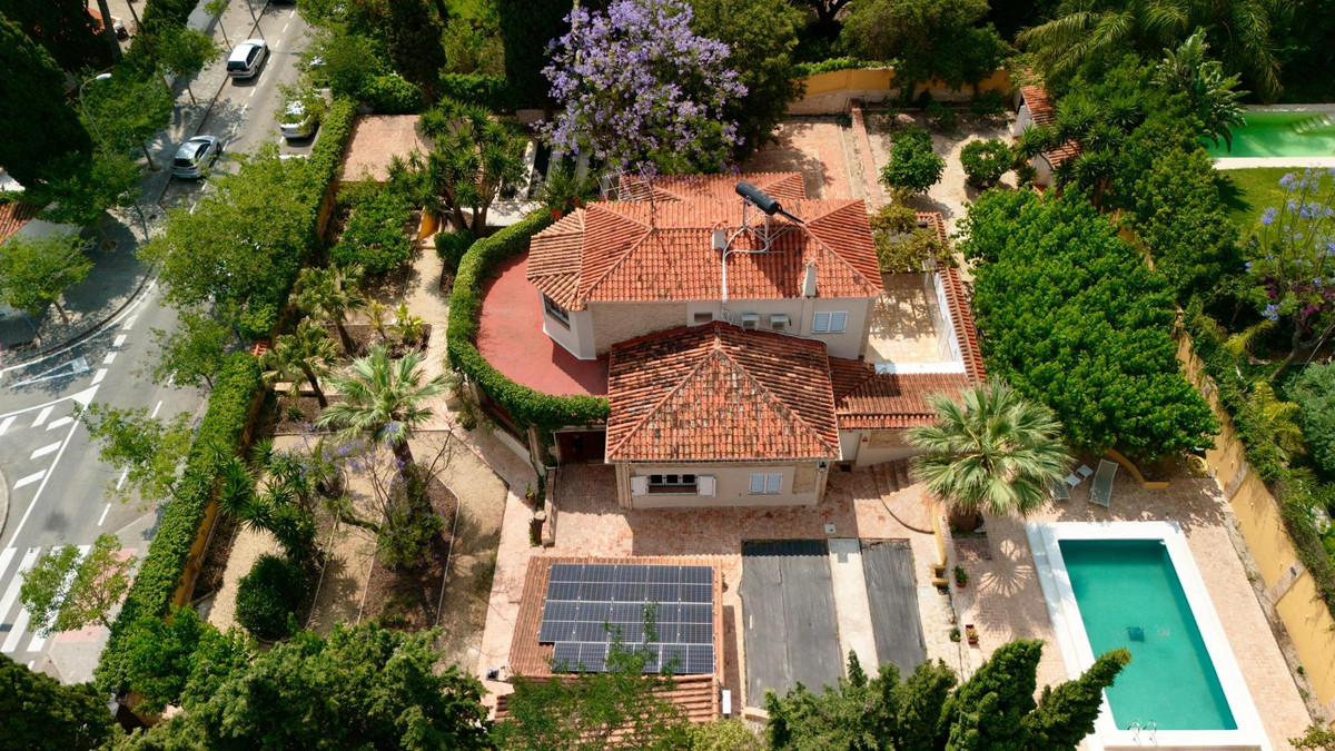 6 Bed Townhouse for sale in Alicante Costa Blanca, Alicante, Spain