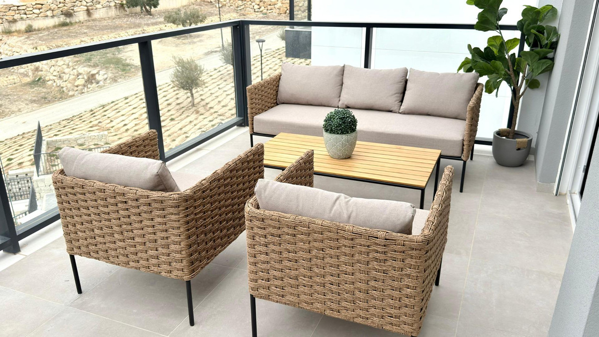 Se vende Adosada de 5 dormitorios en Costa Blanca, Alicante, España