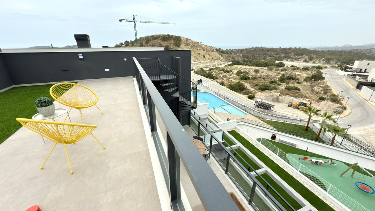 Se vende Adosada de 5 dormitorios en Costa Blanca, Alicante, España