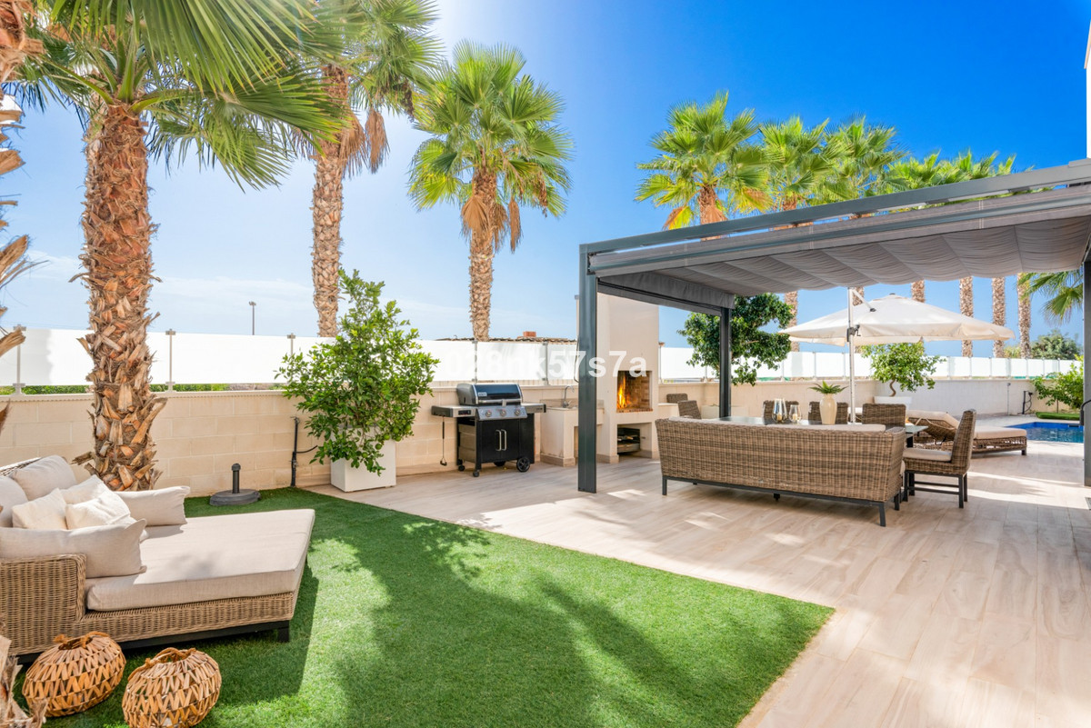 5 Bed Townhouse for sale in Lomas De Cabo Roig Costa Blanca, Alicante, Spain