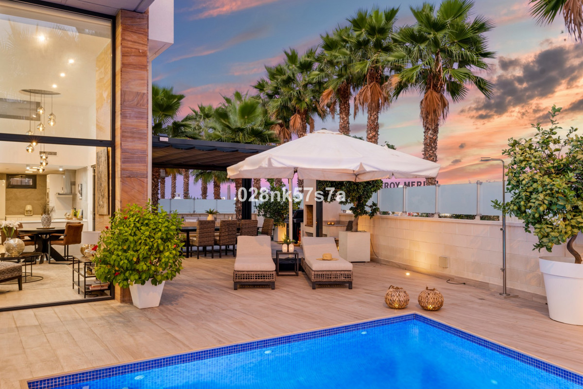 5 Bed Townhouse for sale in Lomas De Cabo Roig Costa Blanca, Alicante, Spain