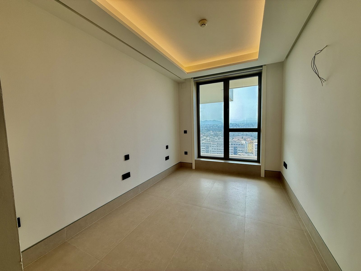 3 Bed Apartment for sale in Málaga Costa Del Sol, Málaga, Spain