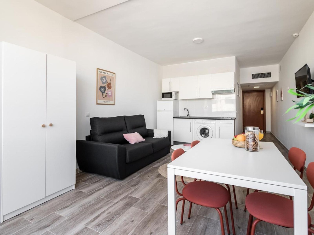 Se vende Apartamento Planta Media de 1 dormitorios en Costa Del Sol, Málaga, España