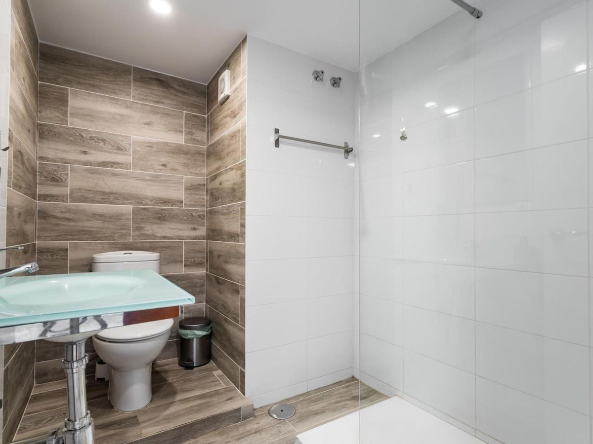 Se vende Apartamento Planta Media de 1 dormitorios en Costa Del Sol, Málaga, España