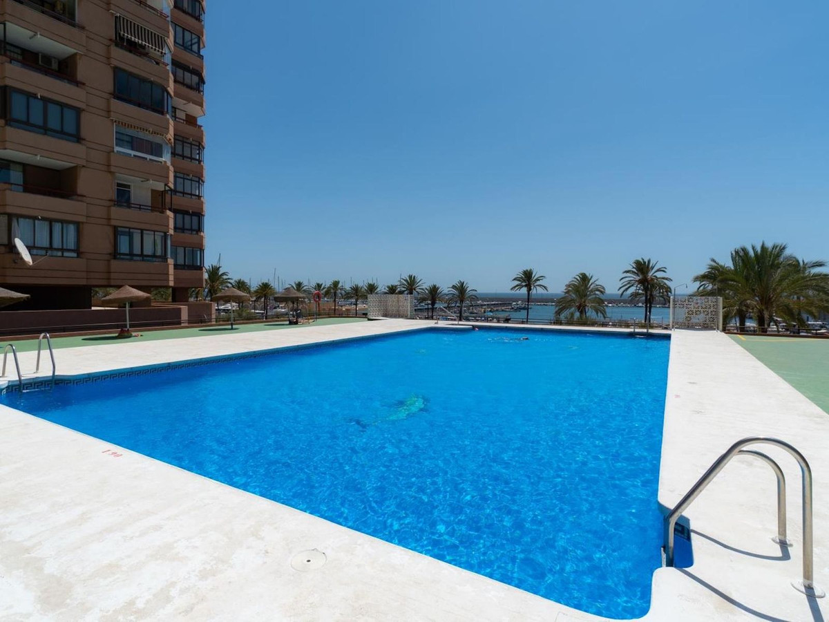 Se vende Apartamento Planta Media de 1 dormitorios en Costa Del Sol, Málaga, España