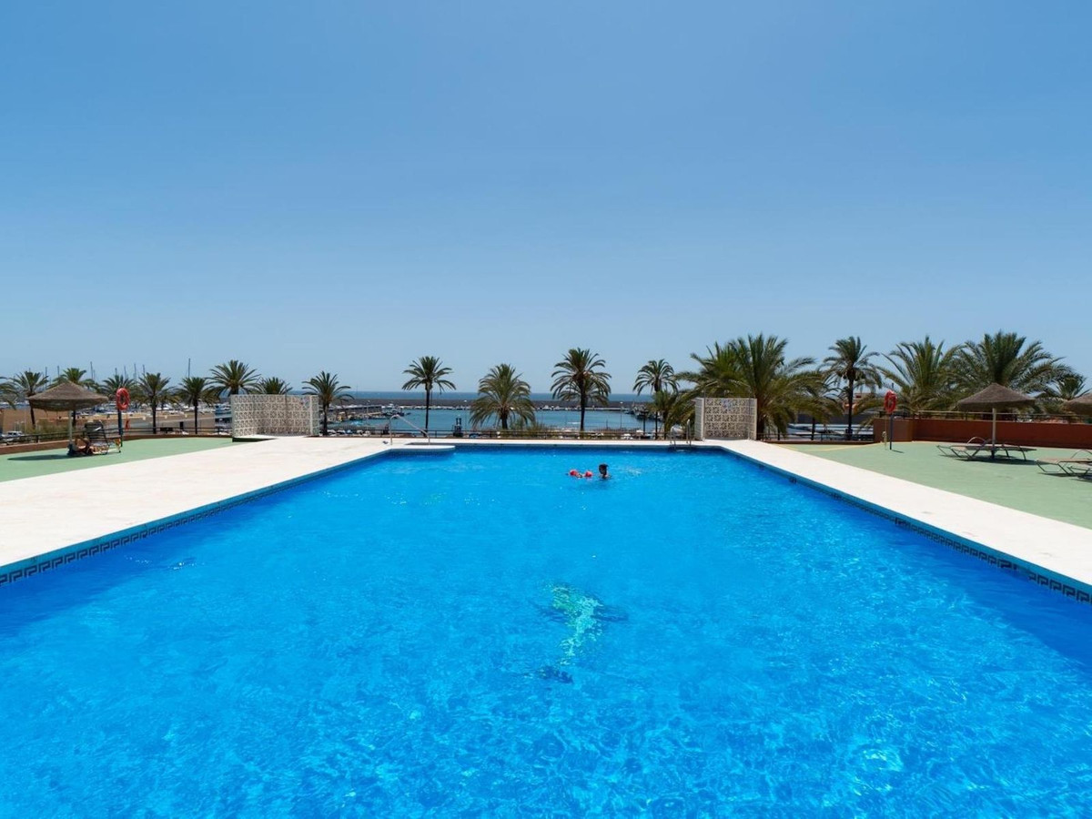 Se vende Apartamento Planta Media de 1 dormitorios en Costa Del Sol, Málaga, España