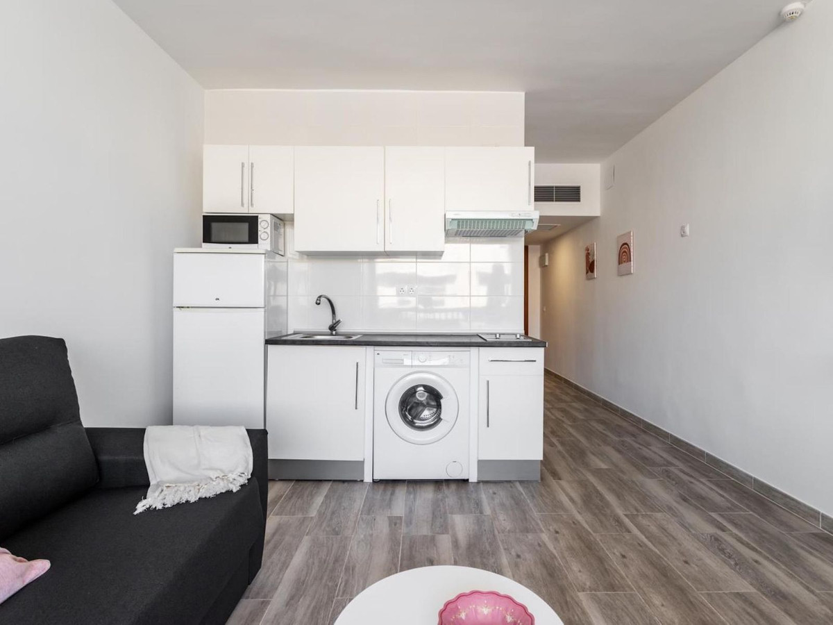 Se vende Apartamento Planta Media de 1 dormitorios en Costa Del Sol, Málaga, España