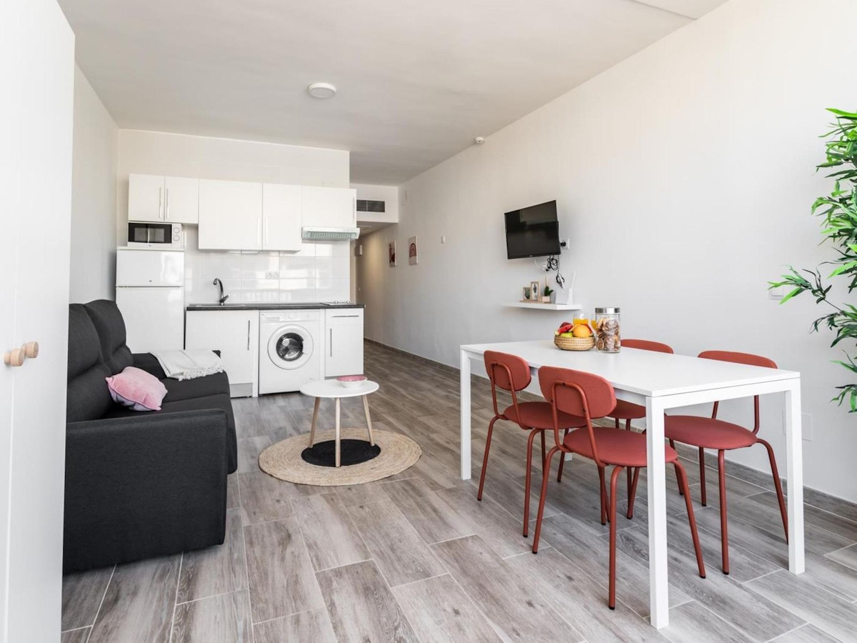 Se vende Apartamento Planta Media de 1 dormitorios en Costa Del Sol, Málaga, España